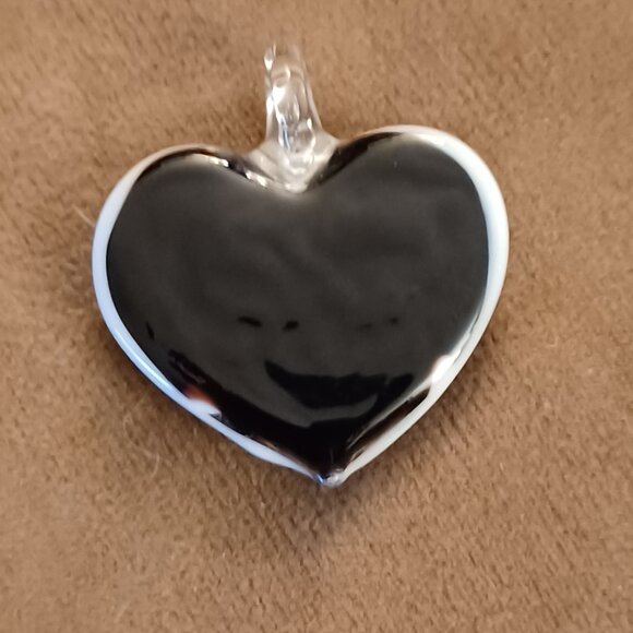 Women's Artisan Glass Heart Peace Sign Pendant Charm Black White Gold - Picture 4 of 4